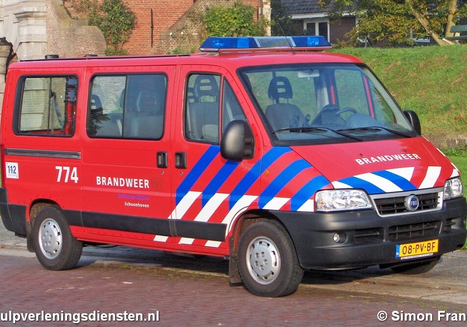 NL-Aut-08-PV-BF-774-2005-Schoonhoven-SFrank-01