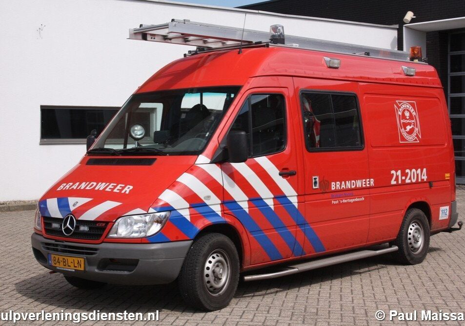 NL-Aut-84-BL-LN-21-2014-Den-Bosch-PMaissan-03