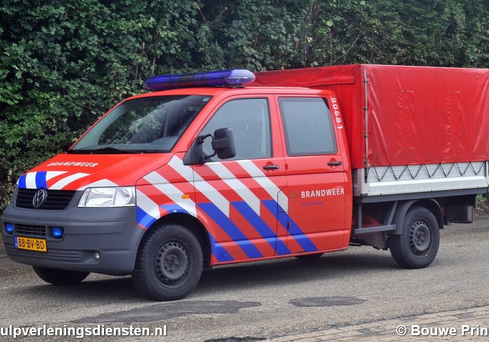 NL-Aut-88-BV-BD-90-681-2005-Kerkrade-BPrins-001