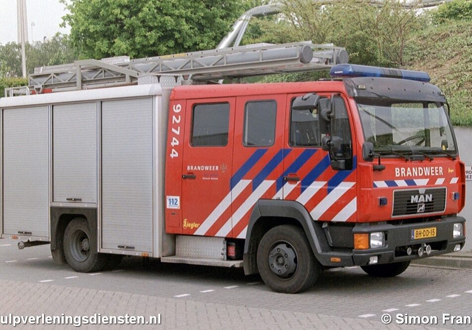 NL-Aut-BH-DD-15-92-744-1999-Geleen-SFrank-01