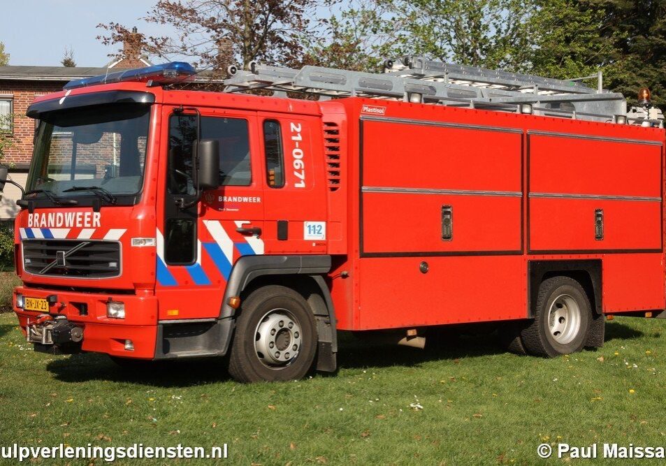 NL-Aut-BN-JX-23-21-0671-2003-Boxmeer-PMaissan-01