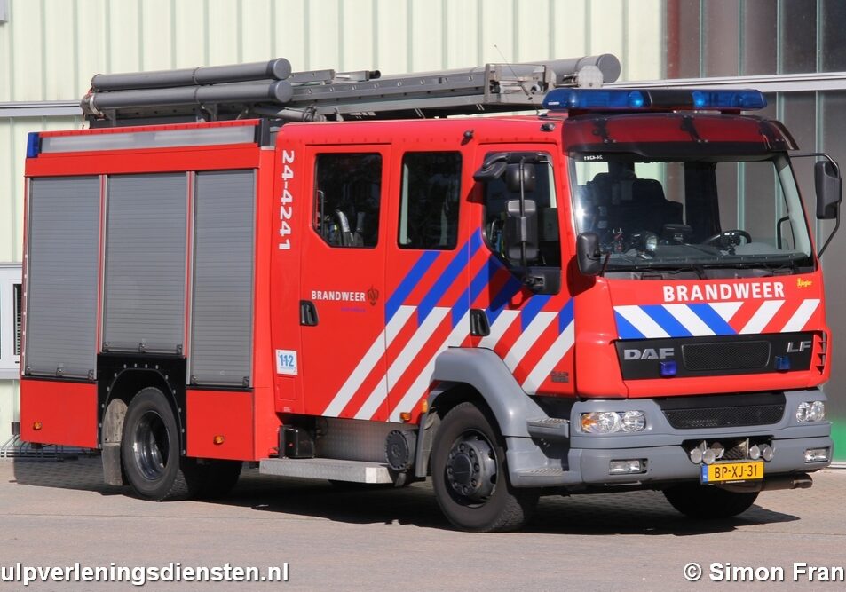 NL-Aut-BP-XJ-31-24-4241-2004-Brunssum-SFrank-01