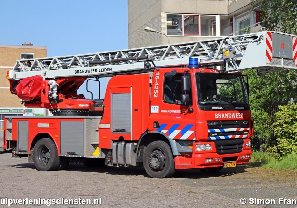 NL-Aut-BS-FZ-48-16-4252-2006-Leiden-Zuid-SFrank-01