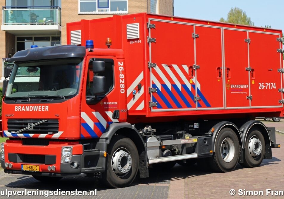 NL-Hab-THU1-MAT-111028-26-7174-2012-AlphenAdRijn-SFrank-01