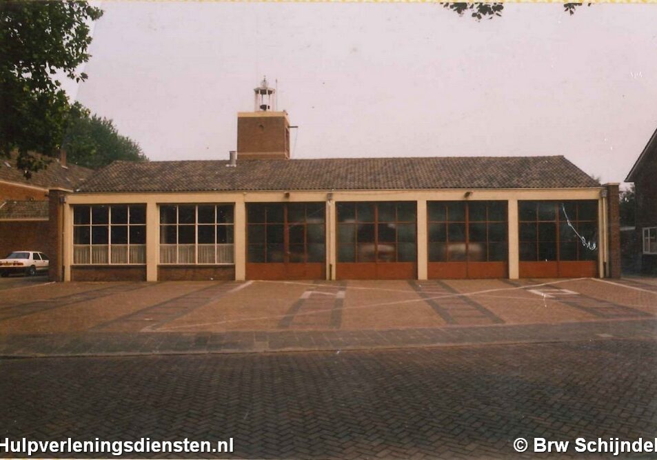 NL-Kaz-Schijndel-Heikantstraat-Kloosterstraat-1960-BrwSchijndel-01