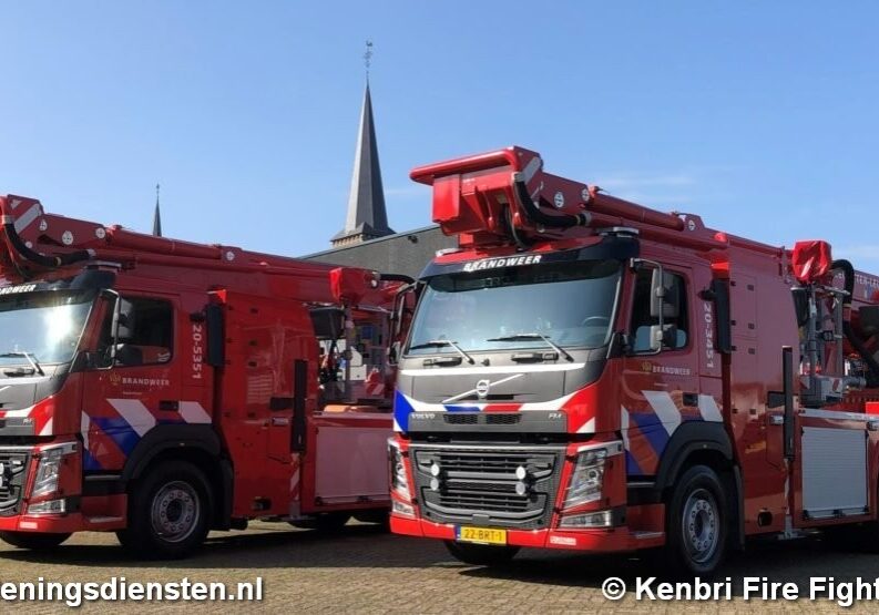 NL-Kenbri-2021-11-25-VR-20-VR-22-Bronto-hoogwerkers-001-1024x555